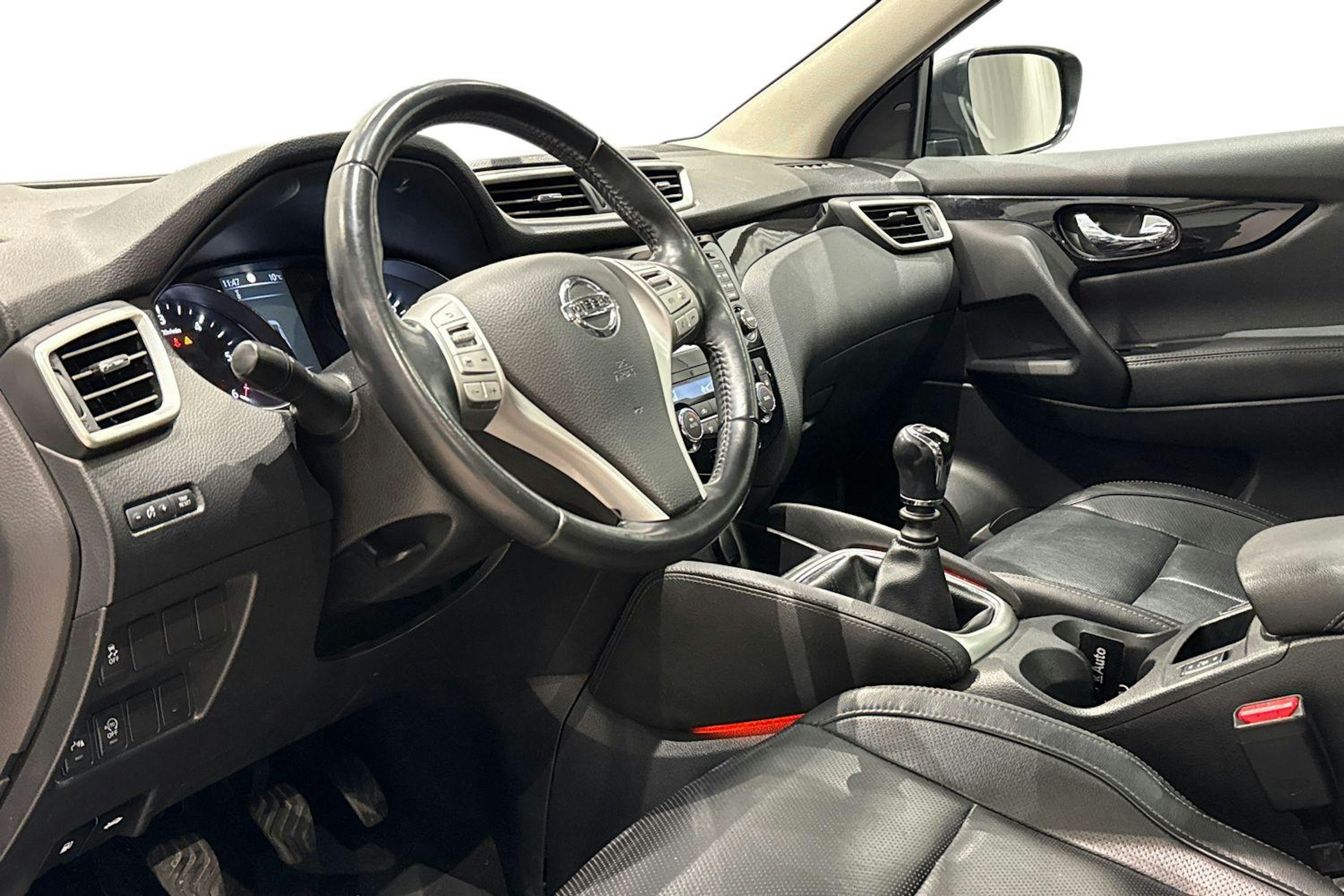 violetti Nissan Qashqai 2014 kuva 7.