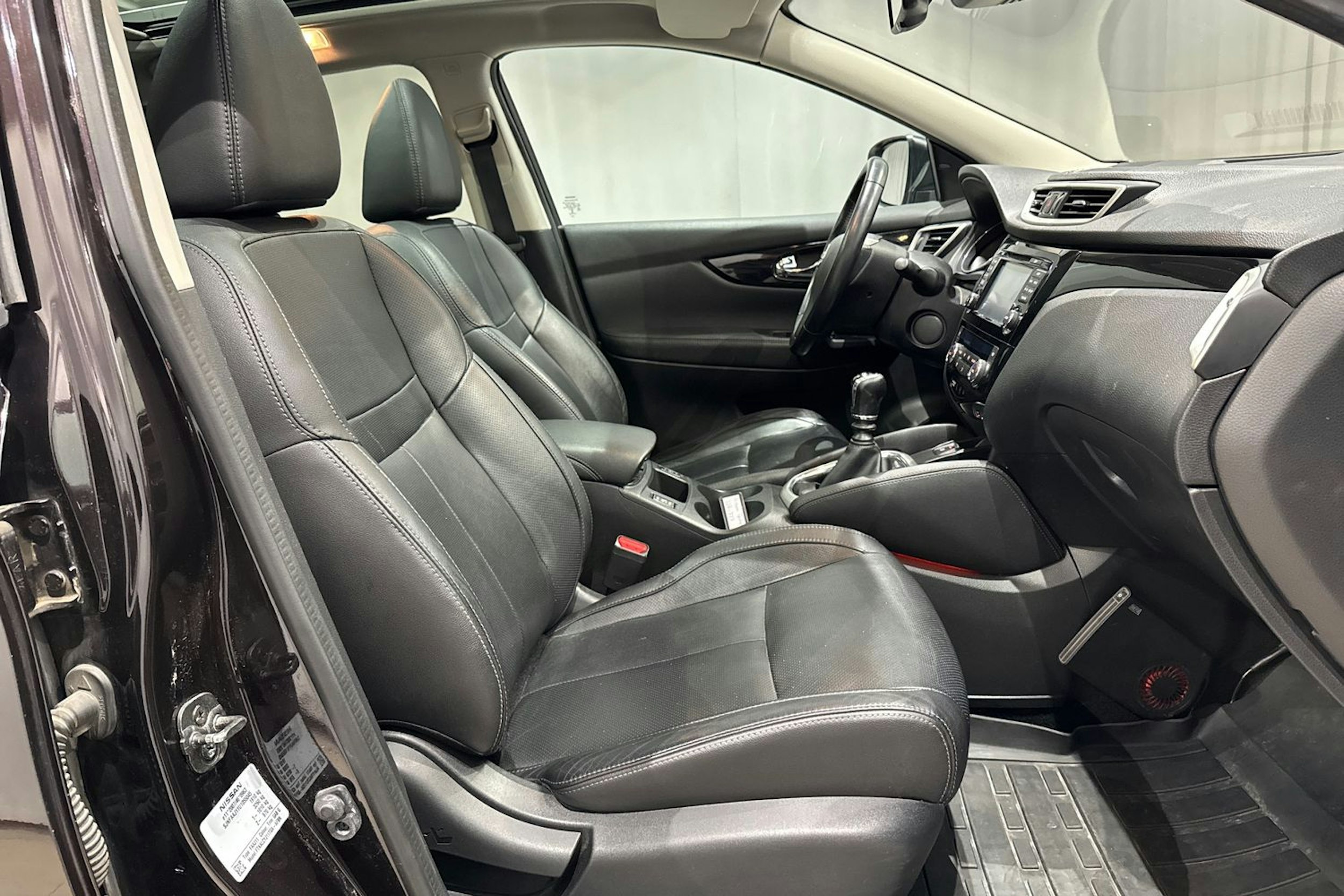 violetti Nissan Qashqai 2014 kuva 15.