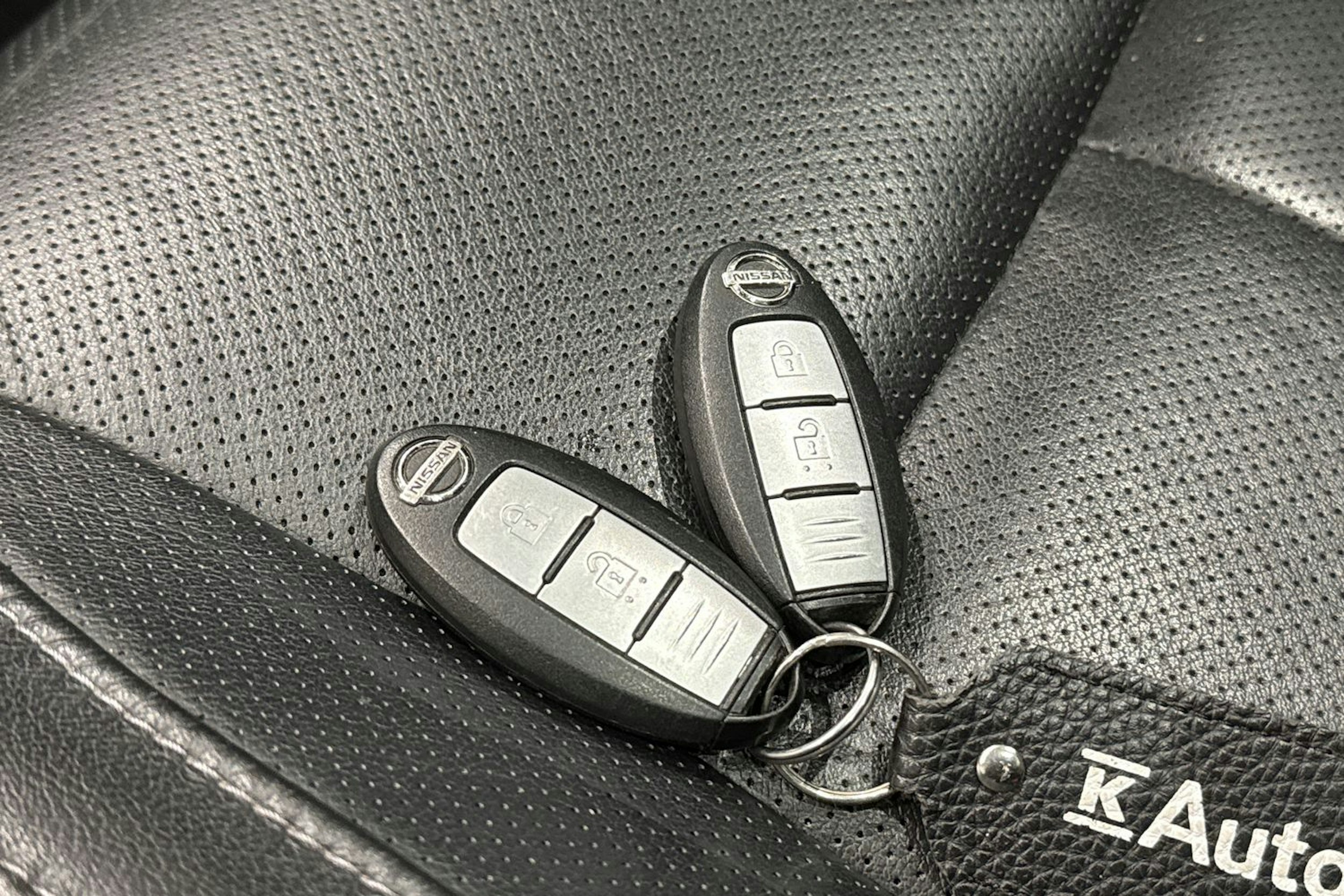 violetti Nissan Qashqai 2014 kuva 24.