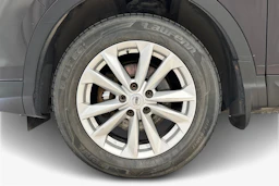 violetti Nissan Qashqai 2014 kuva 9.
