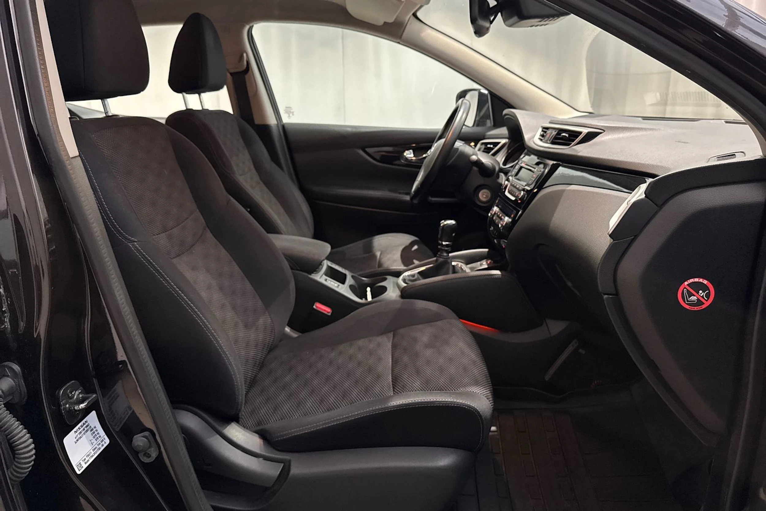 violetti Nissan Qashqai 2014 kuva 13.