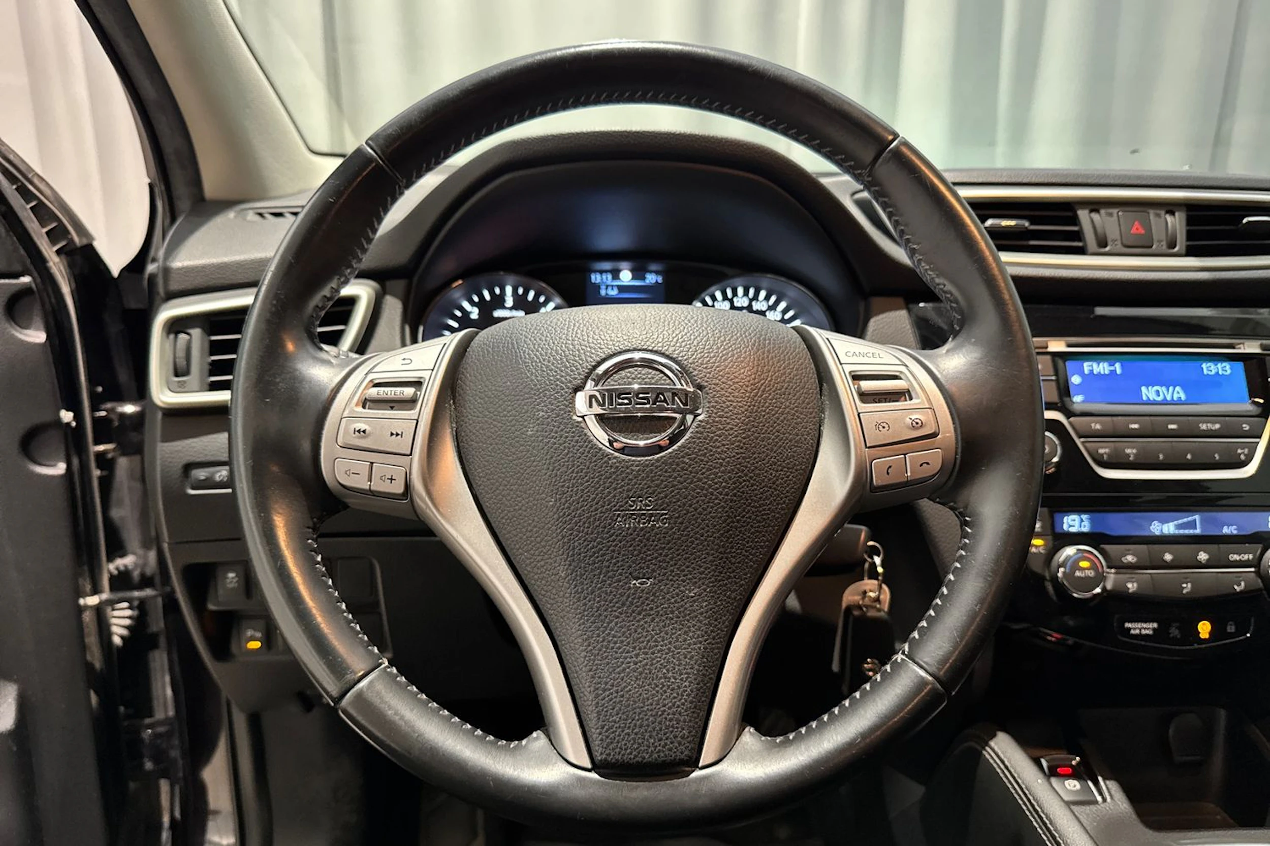 violetti Nissan Qashqai 2014 kuva 14.