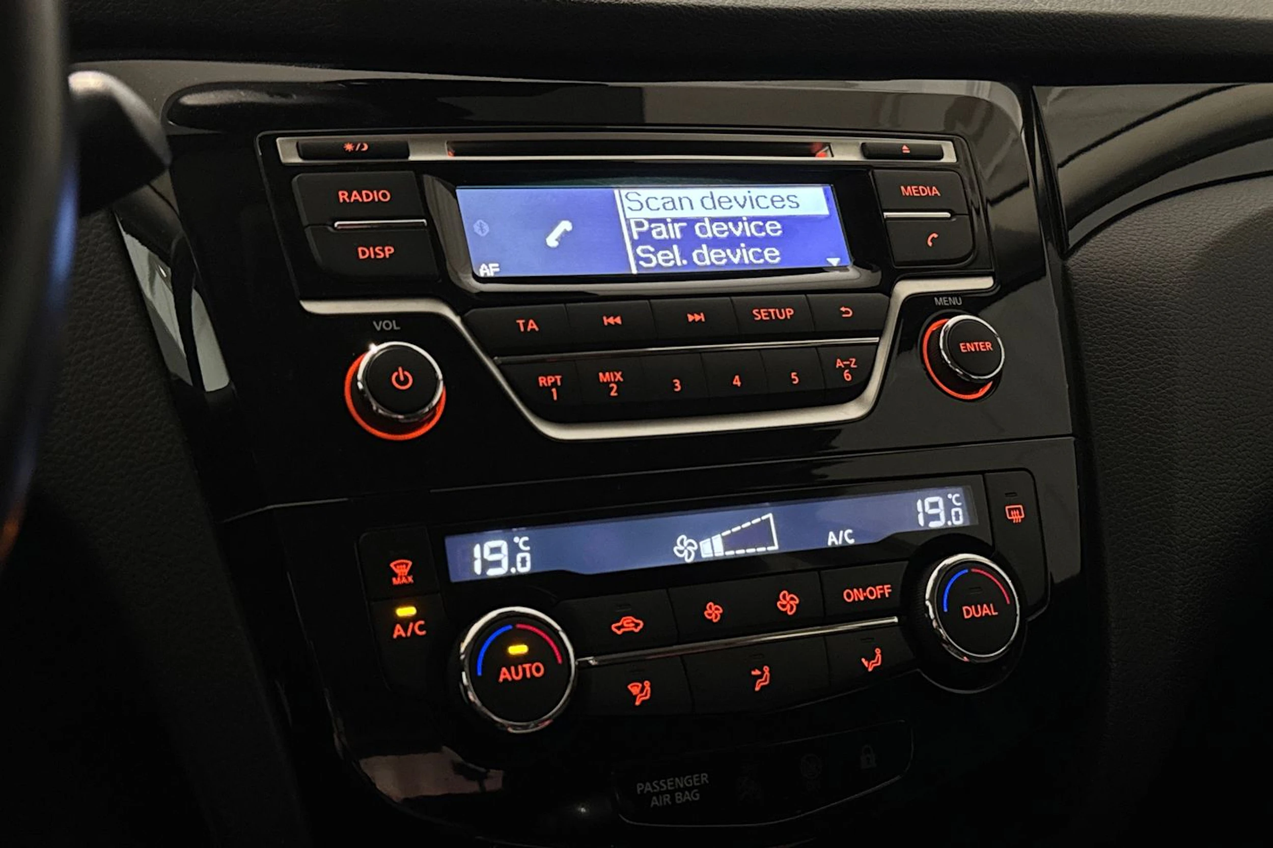violetti Nissan Qashqai 2014 kuva 17.