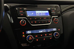 violetti Nissan Qashqai 2014 kuva 21.