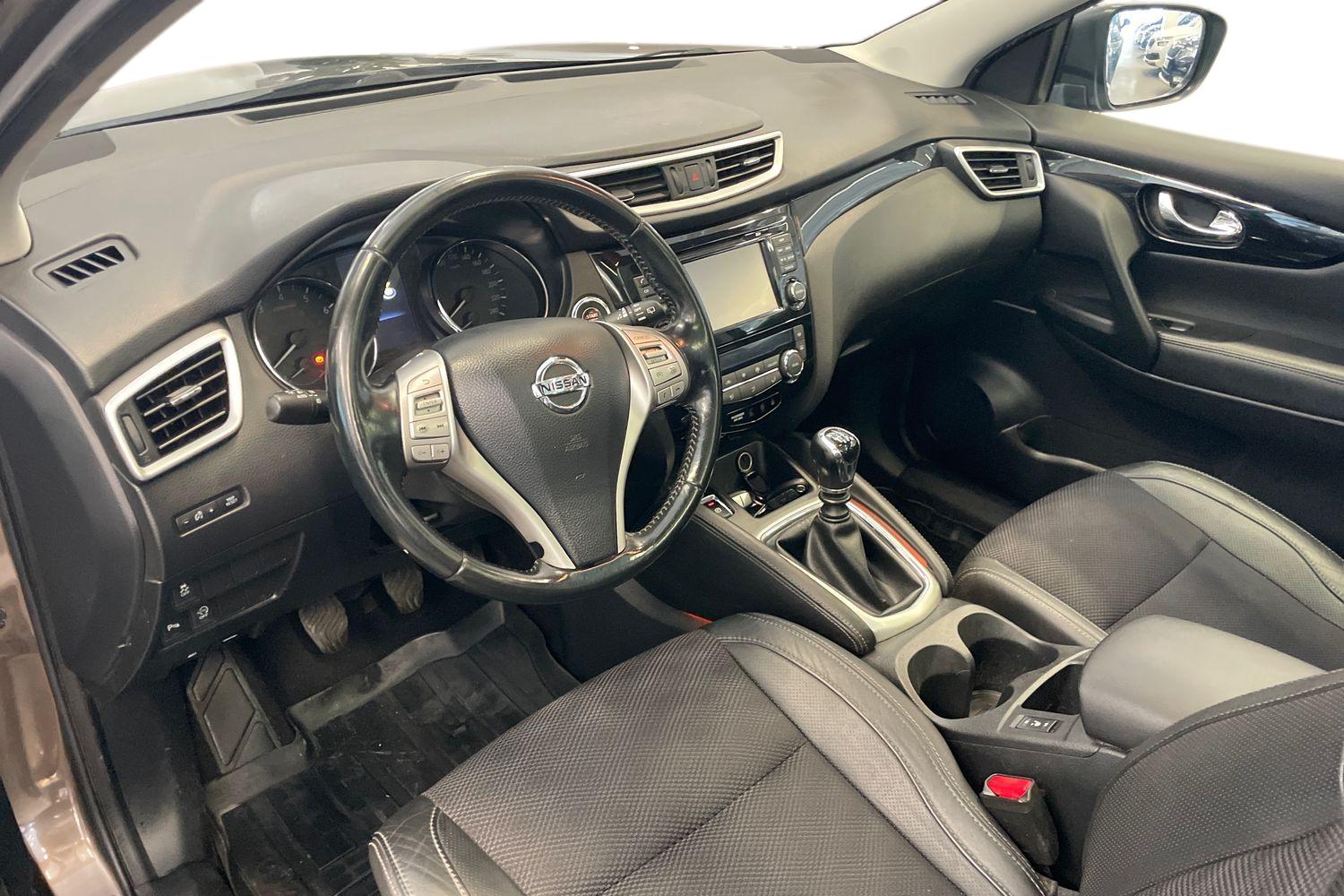Nissan Qashqai 1,2L Tekna 2WD 6M/T 2014, kuva 6/23