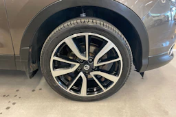 ruskea (beige) Nissan Qashqai 2014 kuva 13.