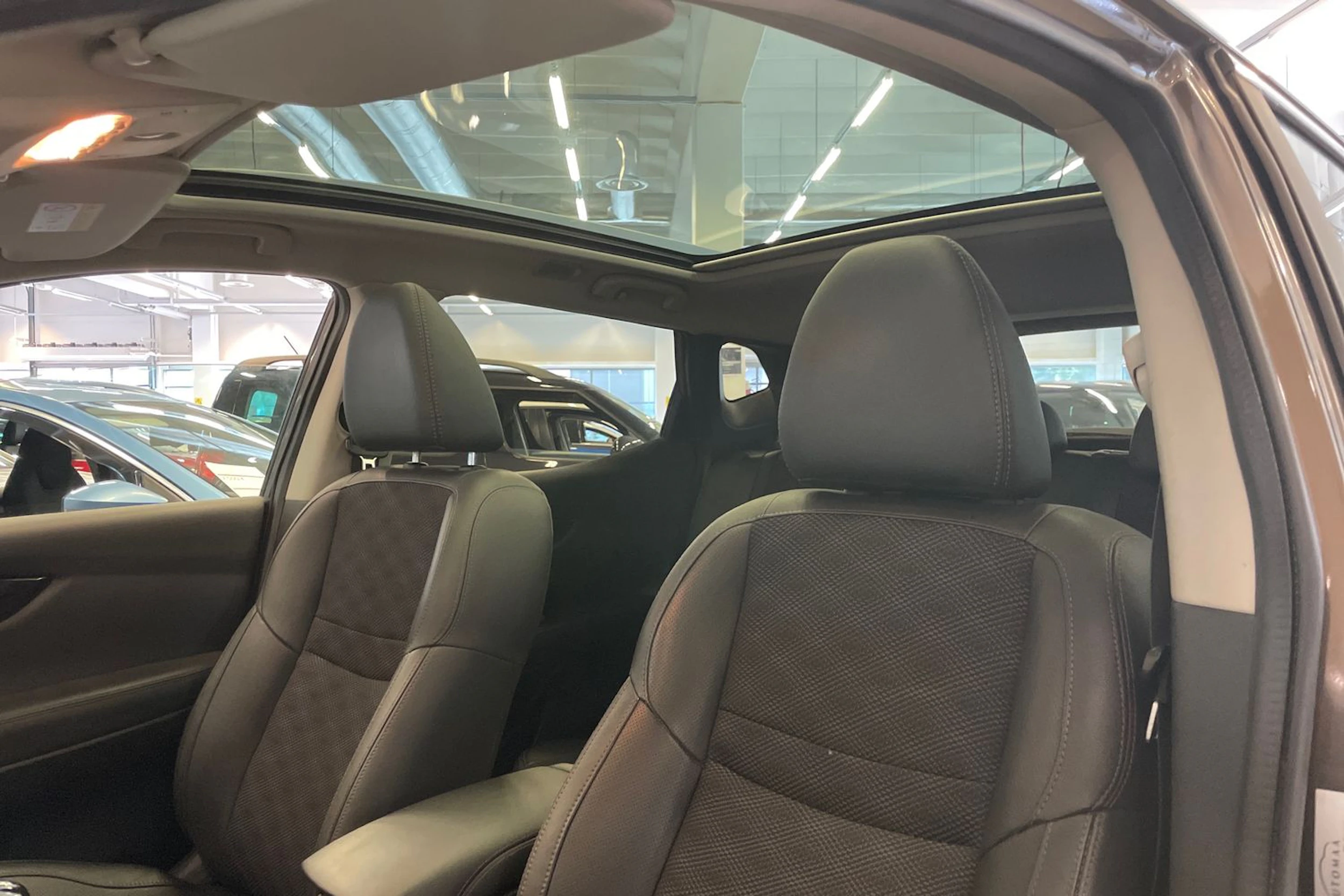 ruskea (beige) Nissan Qashqai 2014 kuva 27.