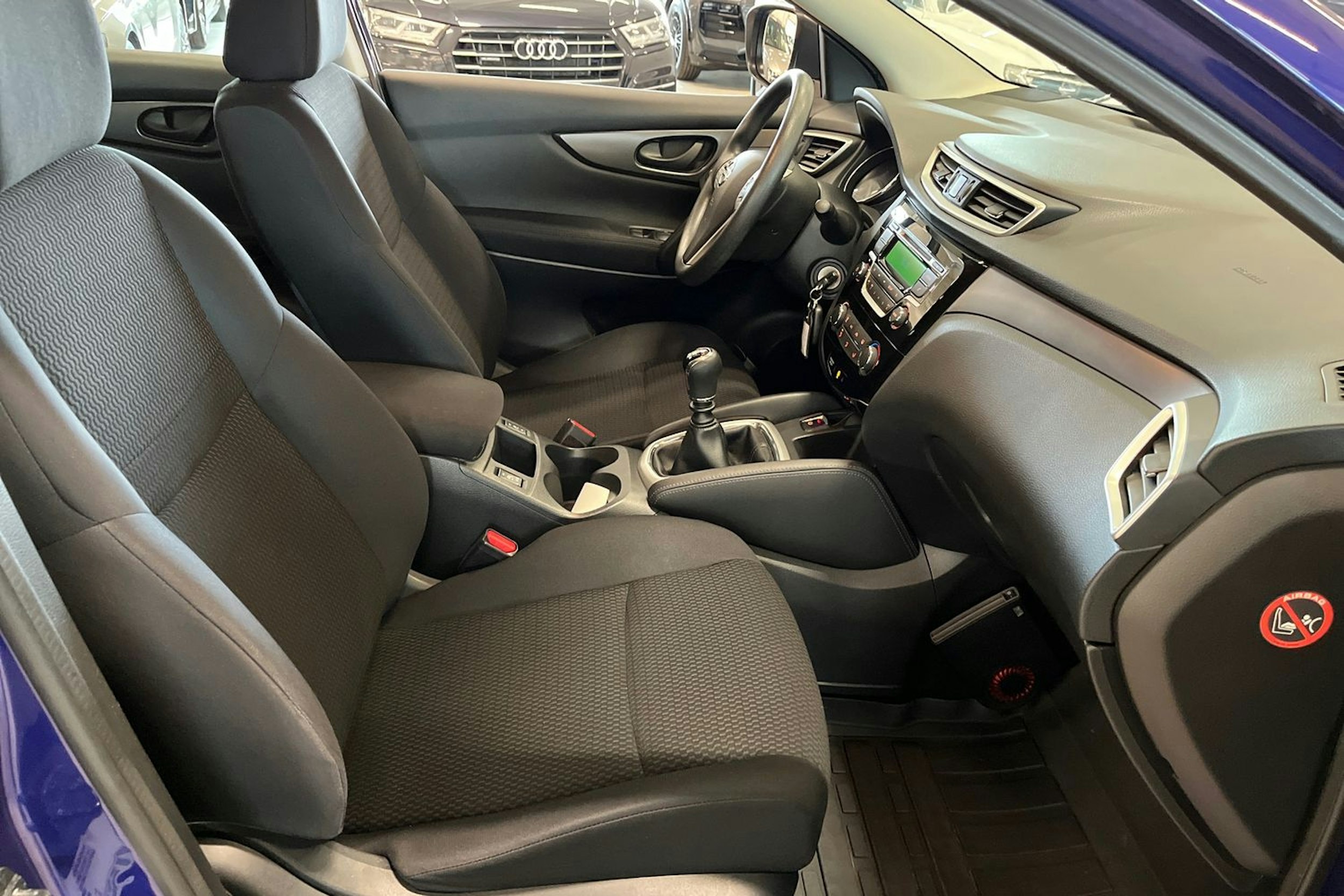 sininen Nissan Qashqai 2014 kuva 15.