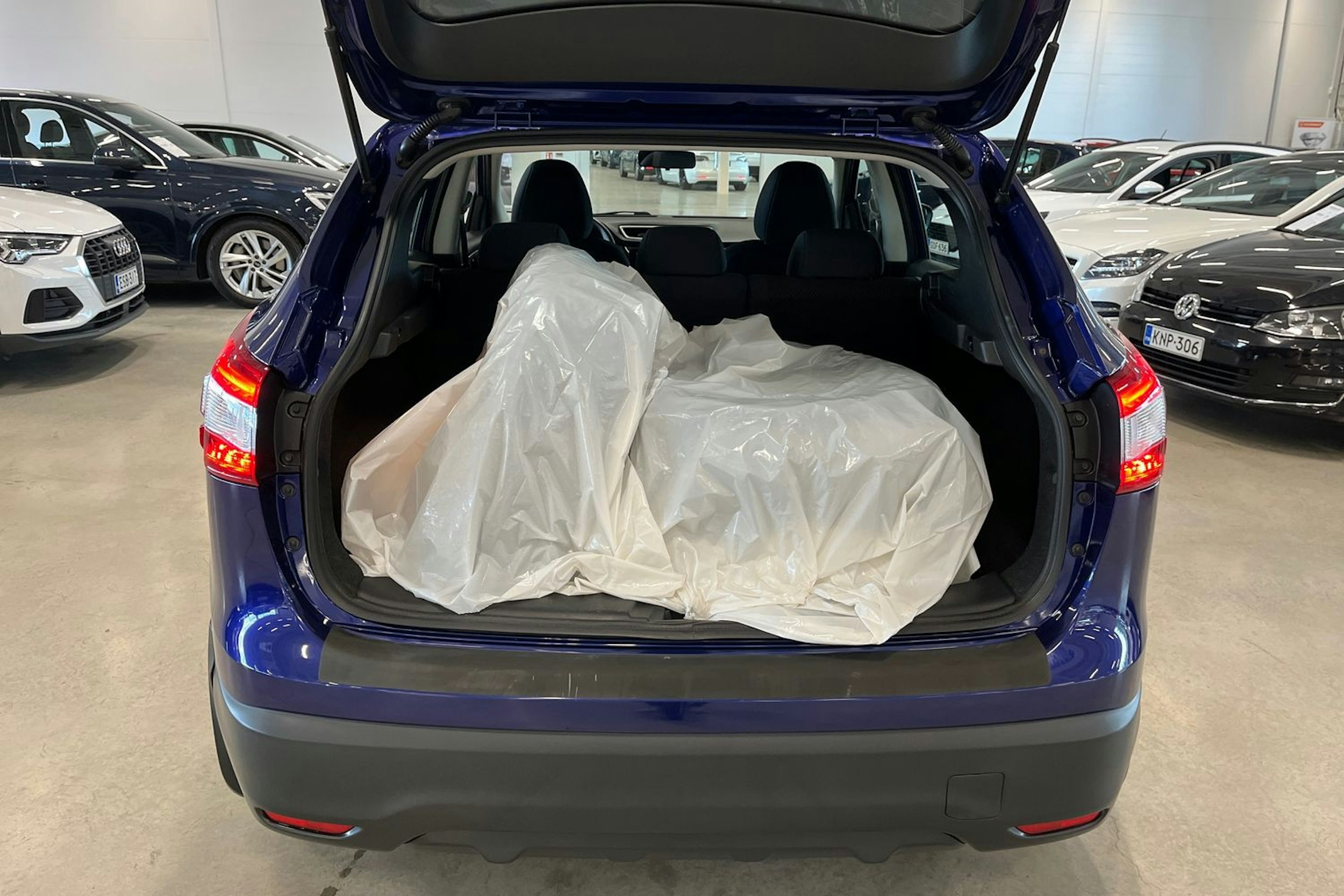sininen Nissan Qashqai 2014 kuva 18.