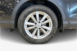 Musta Nissan Qashqai 2014 kuva 11.