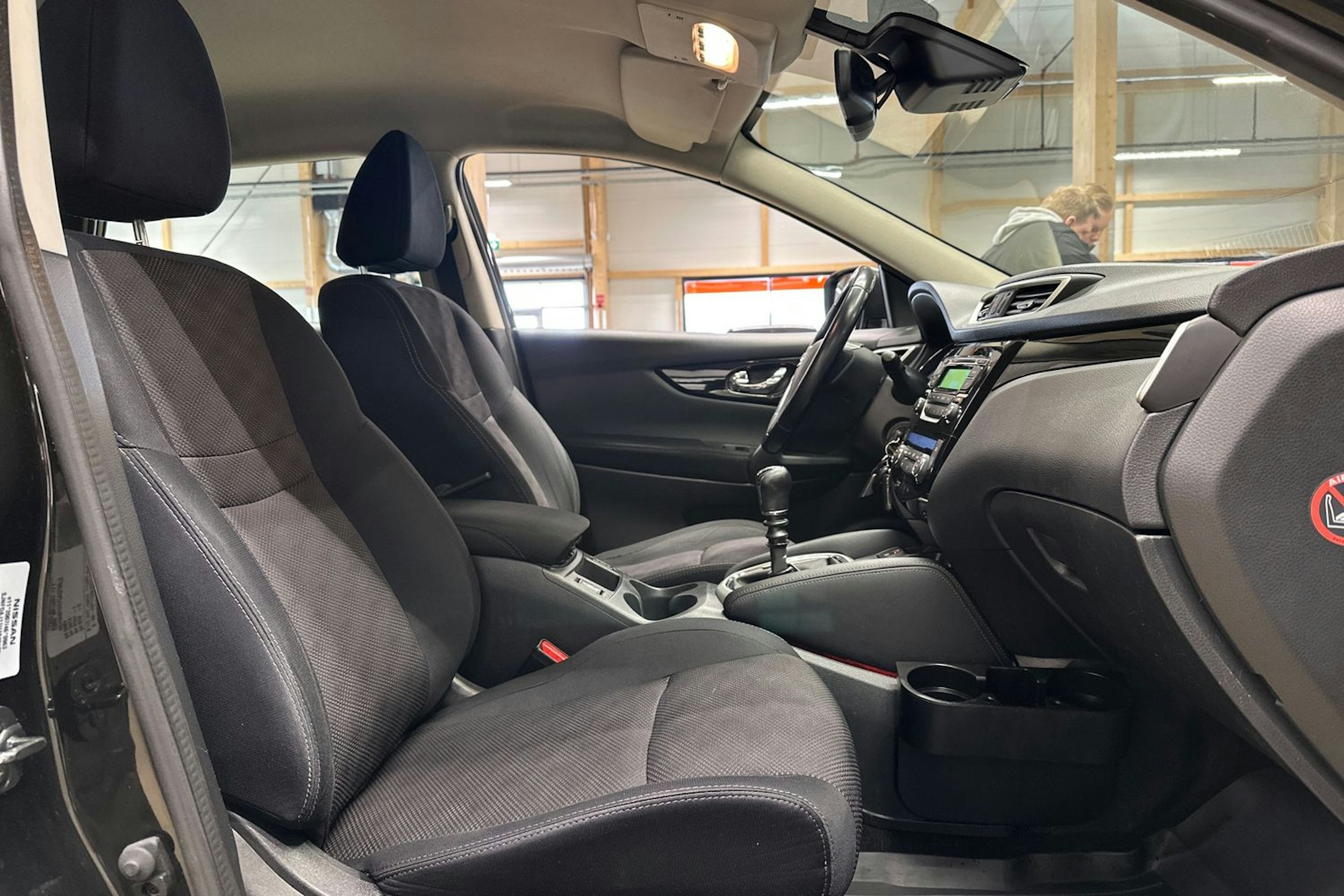 Musta Nissan Qashqai 2014 kuva 15.