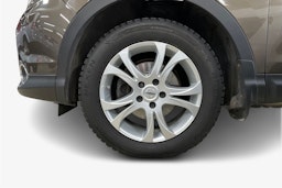 Ruskea (beige) Nissan Qashqai 2014 kuva 11.