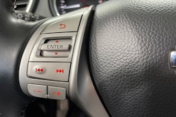 Ruskea (beige) Nissan Qashqai 2014 kuva 15.