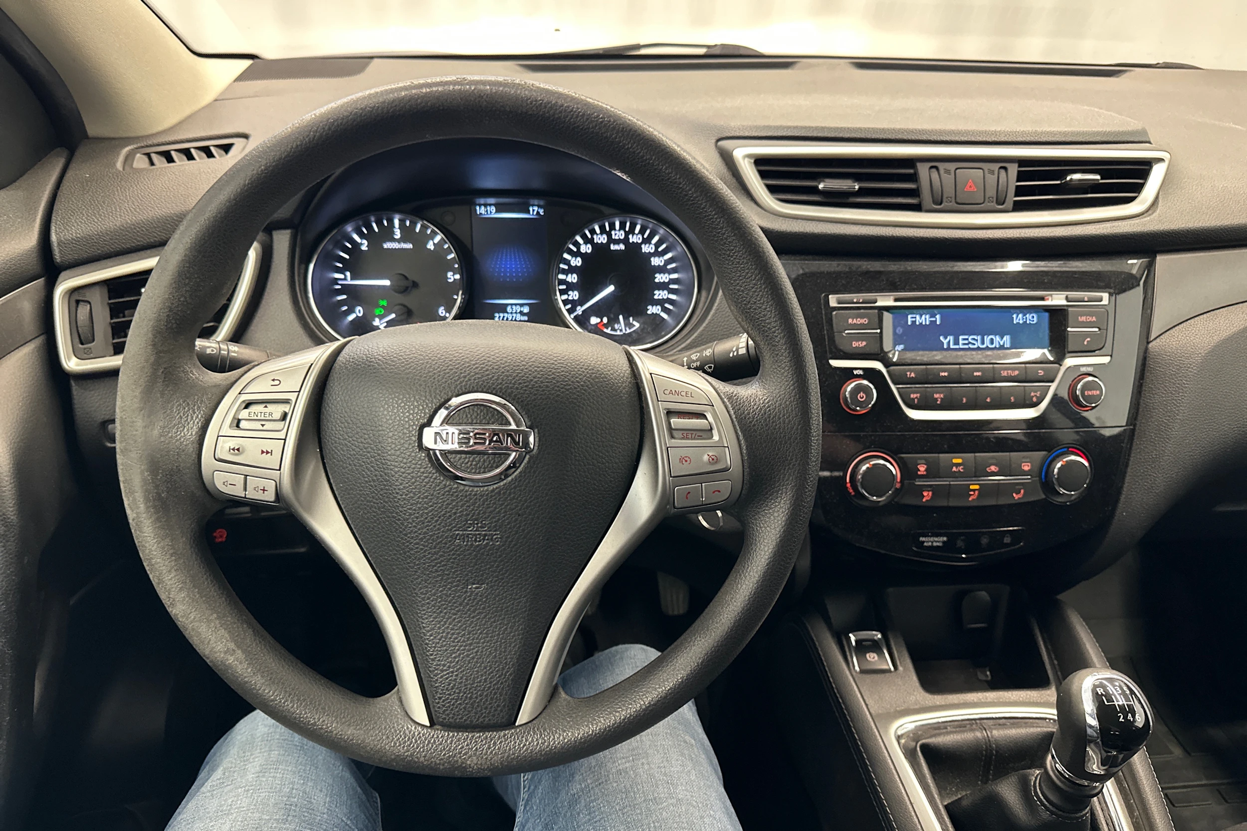sininen Nissan Qashqai 2014 kuva 12.