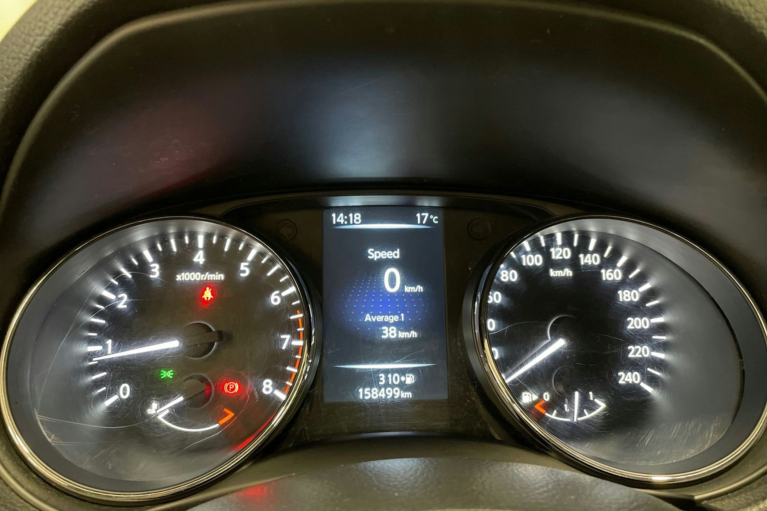 hopea Nissan Qashqai 2014 kuva 15.