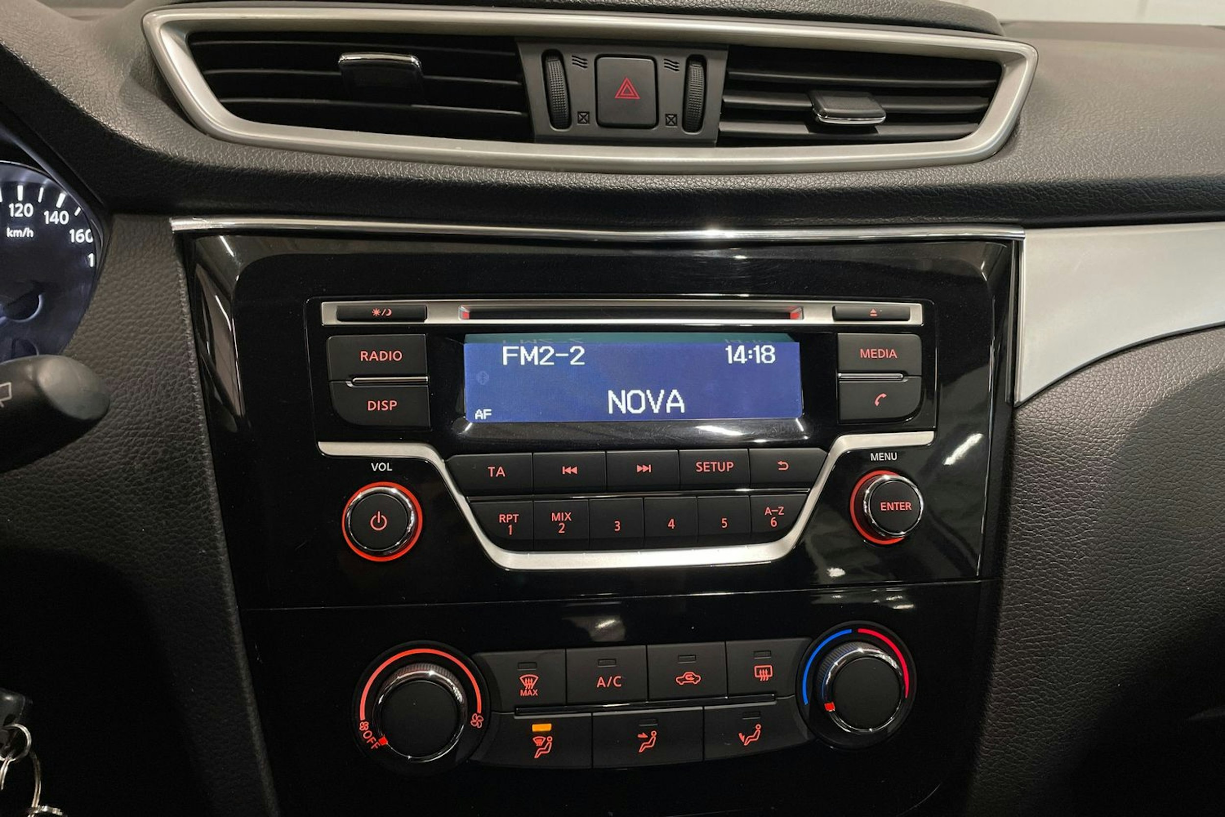 hopea Nissan Qashqai 2014 kuva 17.