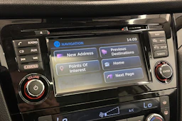 valkoinen Nissan Qashqai 2015 kuva 22.