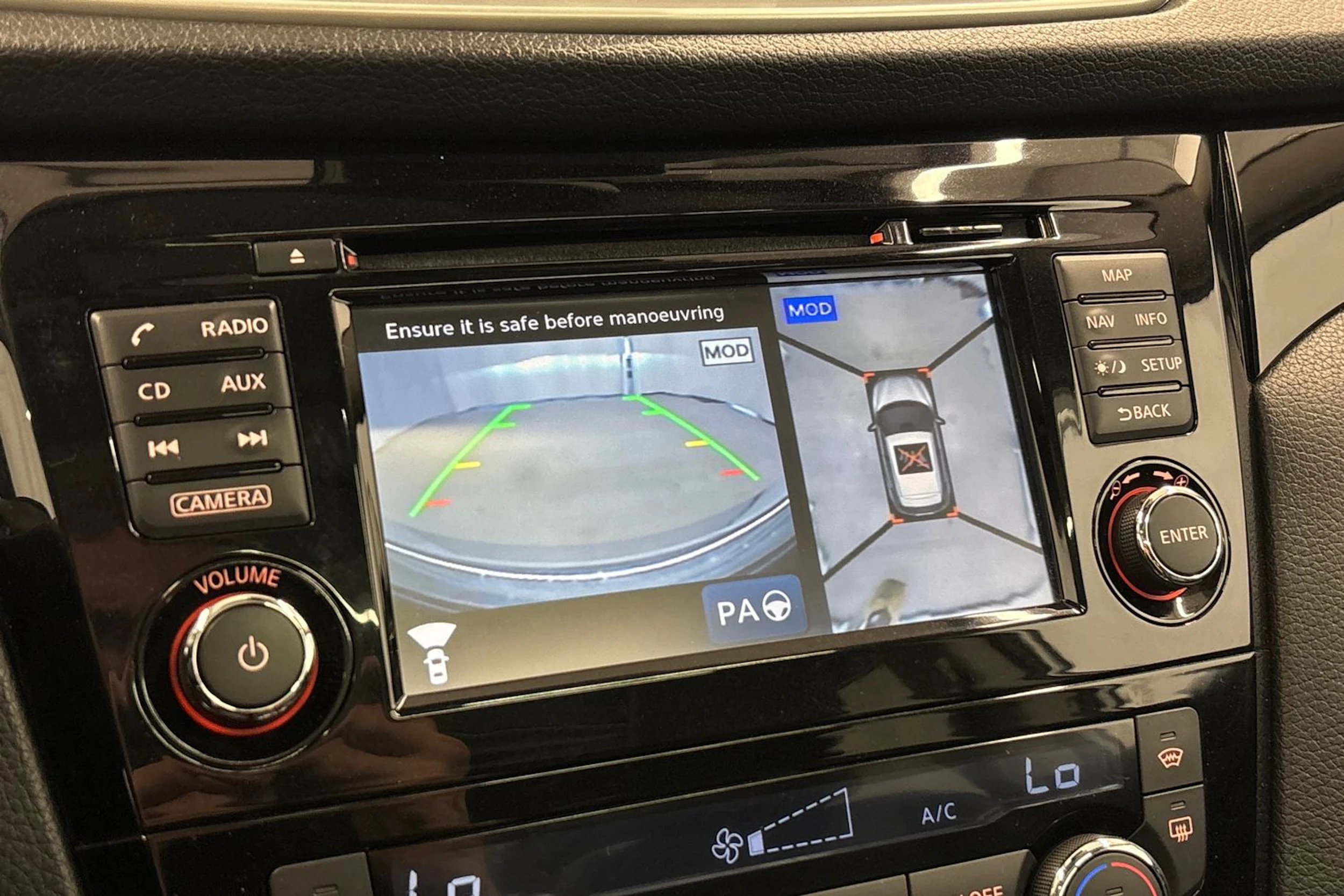 valkoinen Nissan Qashqai 2015 kuva 23.