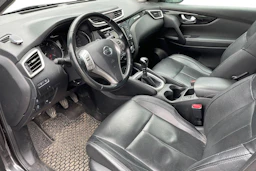 musta Nissan Qashqai 2015 kuva 3.
