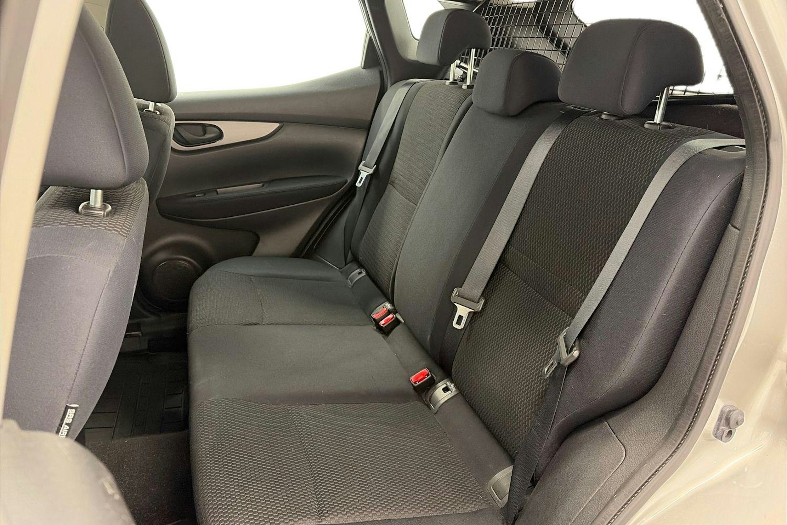 Hopea Nissan Qashqai 2015 kuva 10.