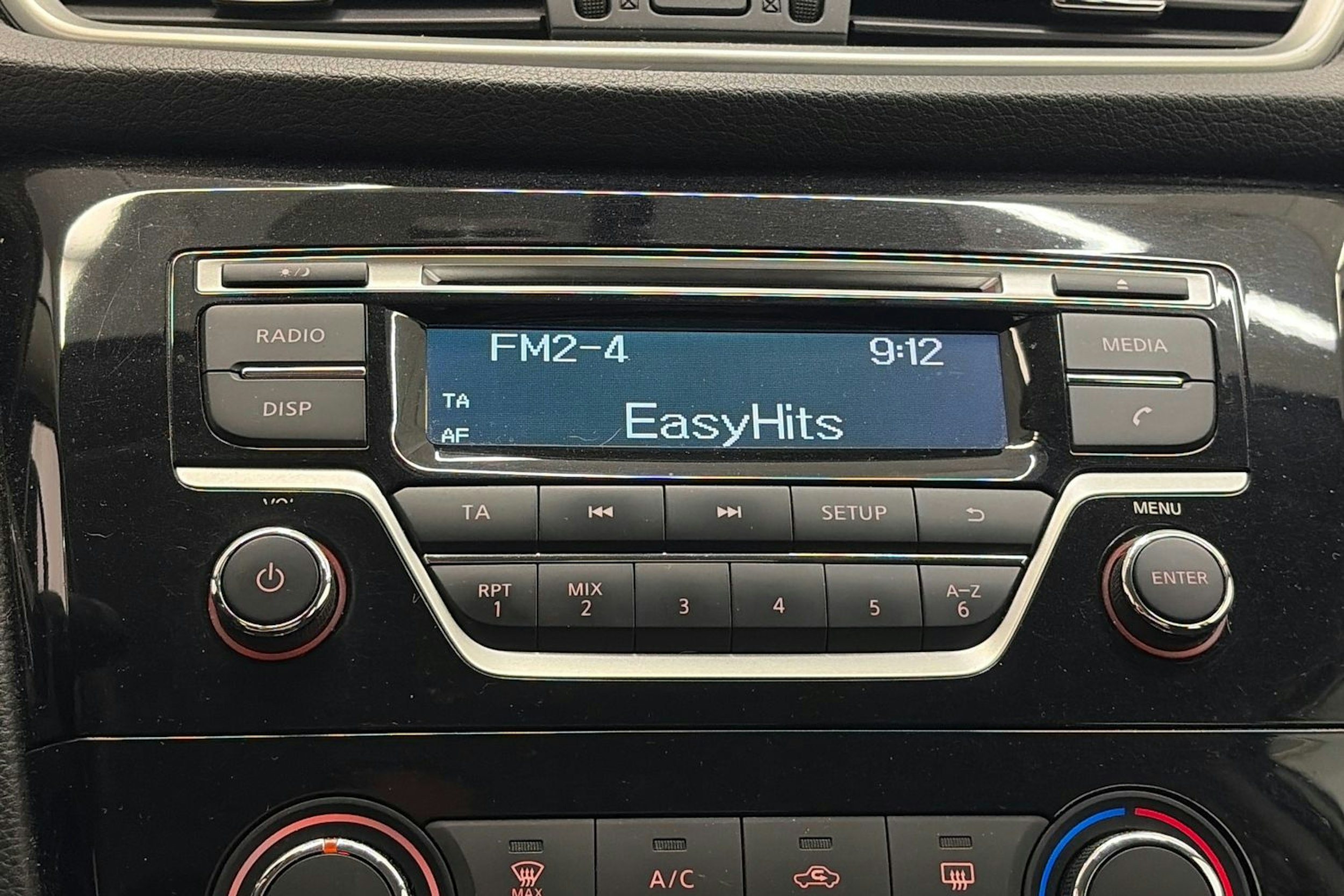 Hopea Nissan Qashqai 2015 kuva 19.