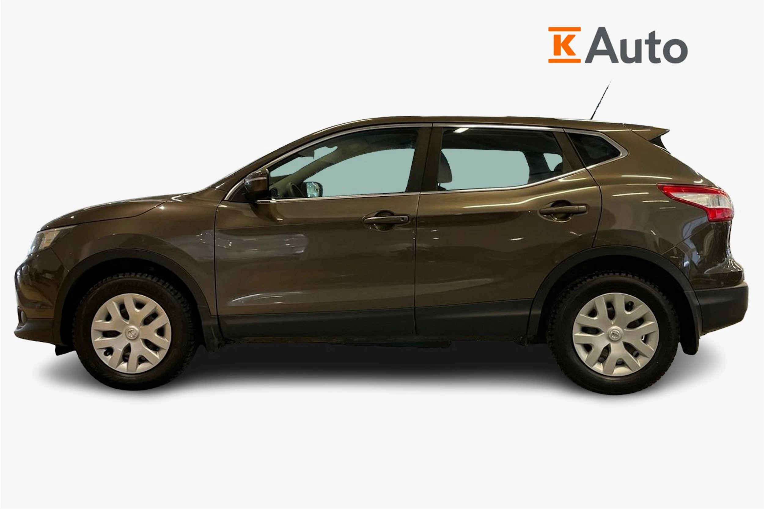 Ruskea (beige) Nissan Qashqai 2015 kuva 6.