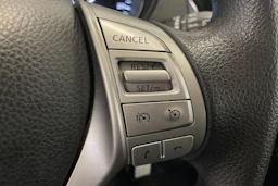 Ruskea (beige) Nissan Qashqai 2015 kuva 20.