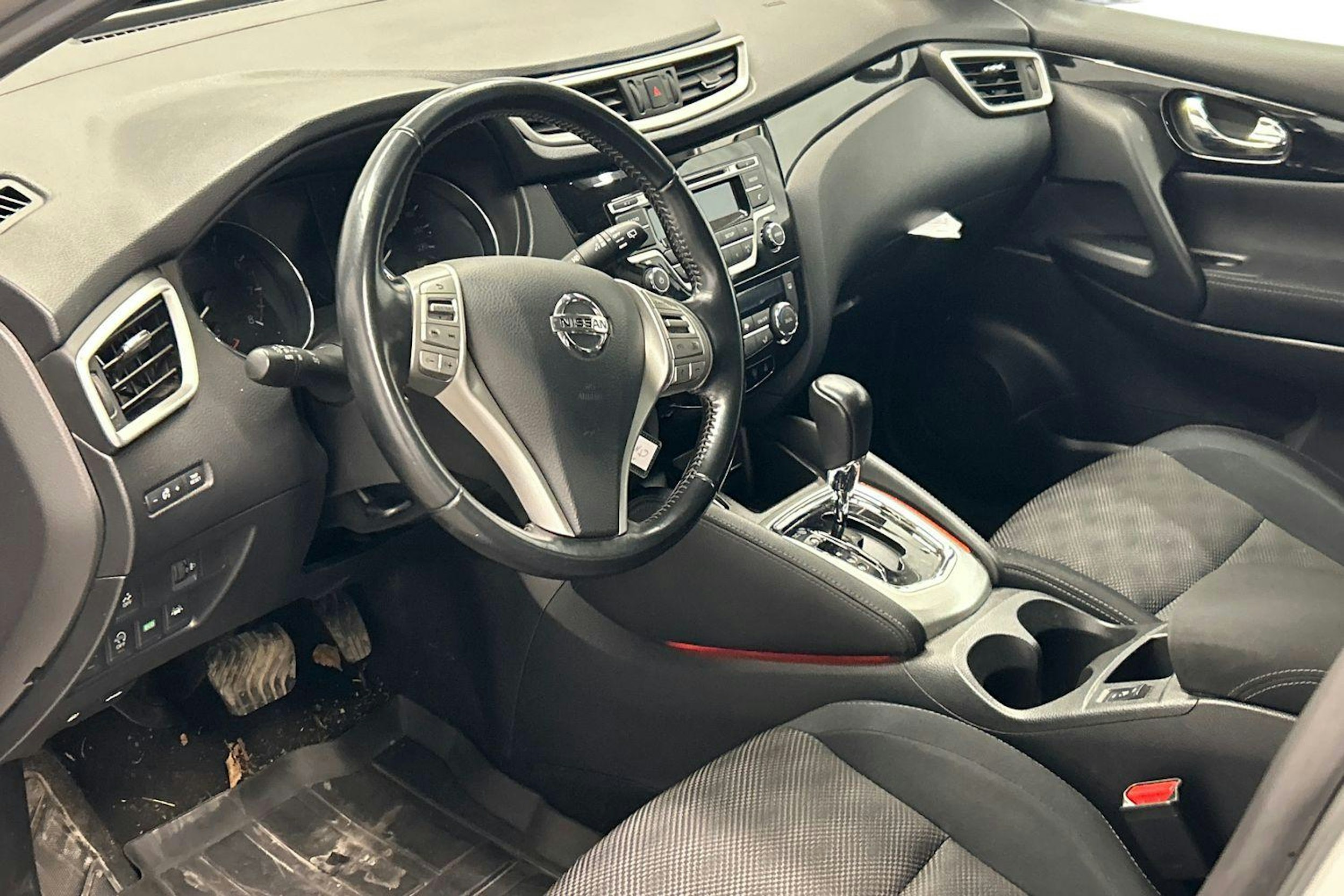 hopea Nissan Qashqai 2015 kuva 6.