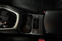 valkoinen Nissan Qashqai 2015 kuva 28.