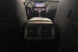 valkoinen Nissan Qashqai 2015 kuva 31.