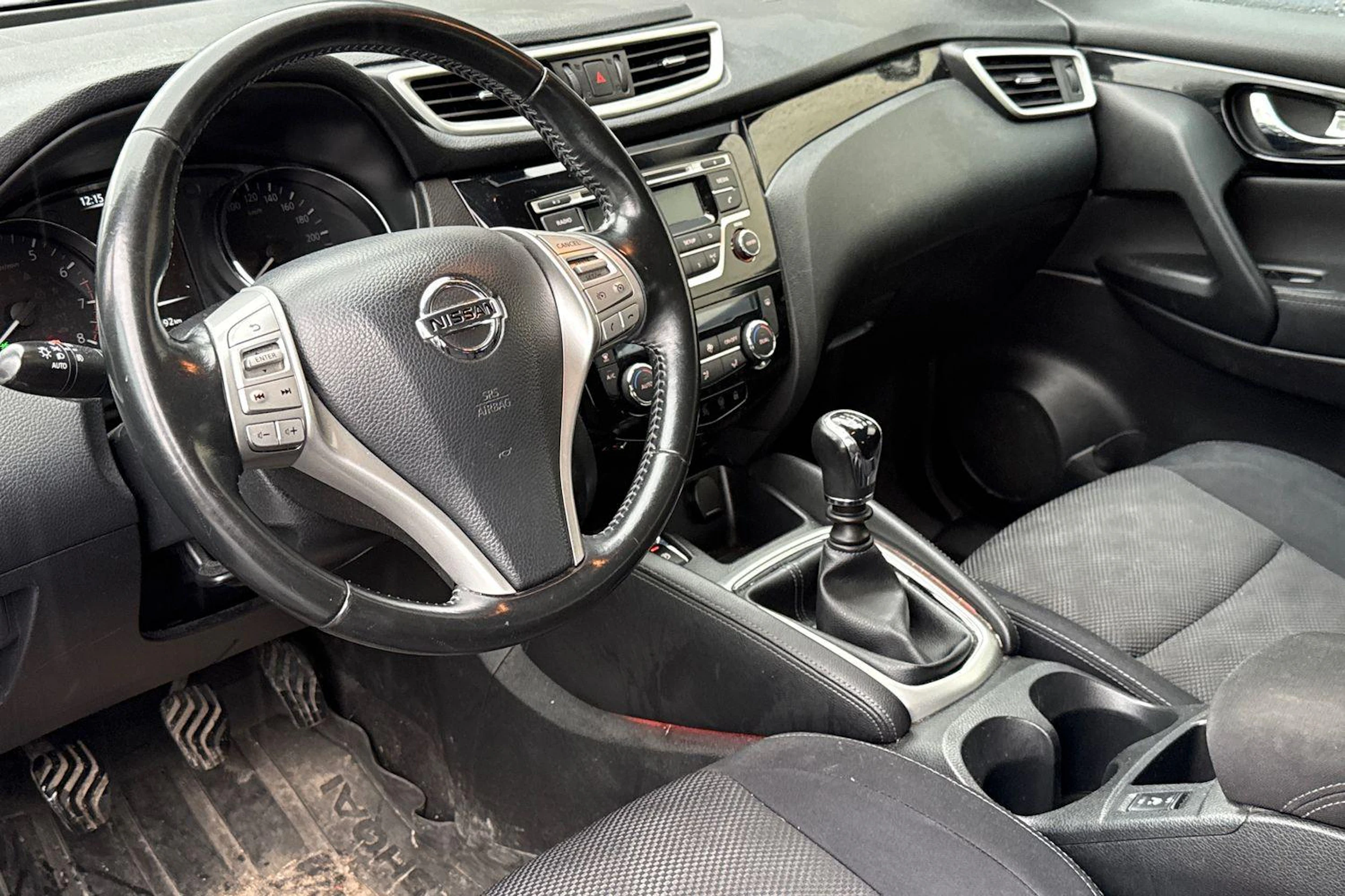 ruskea (beige) Nissan Qashqai 2015 kuva 3.