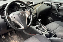 ruskea (beige) Nissan Qashqai 2015 kuva 3.