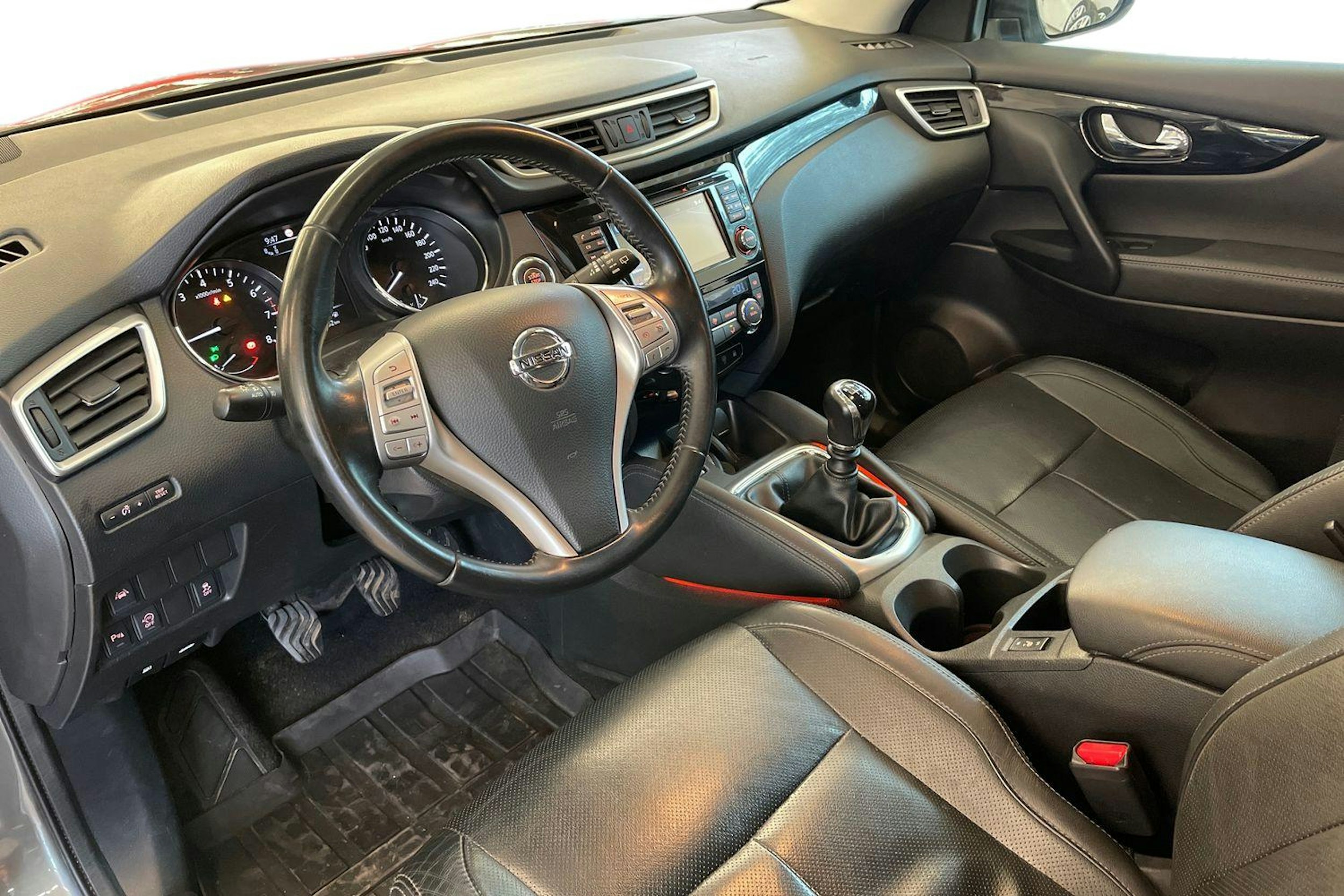 harmaa Nissan Qashqai 2015 kuva 7.