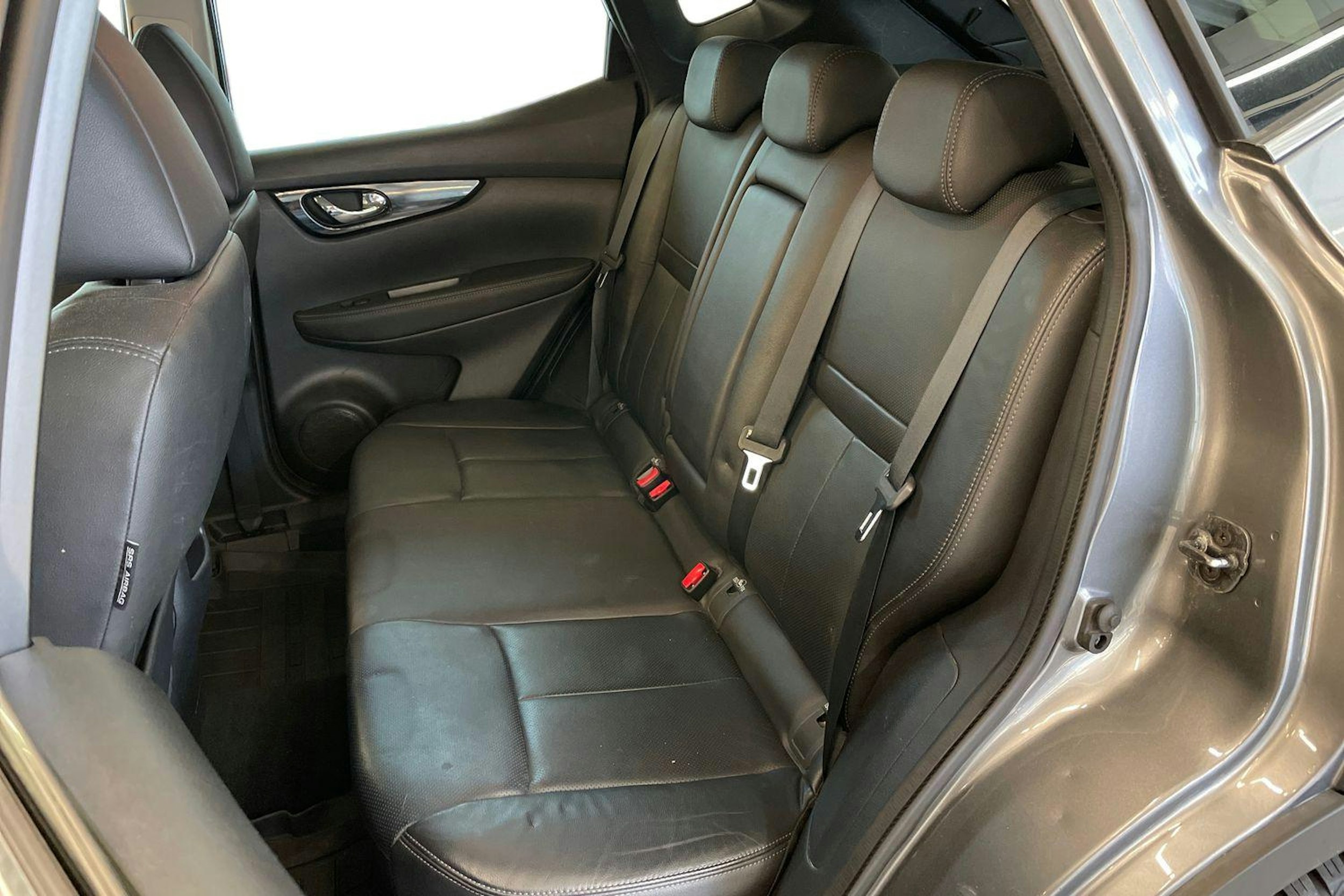 harmaa Nissan Qashqai 2015 kuva 10.