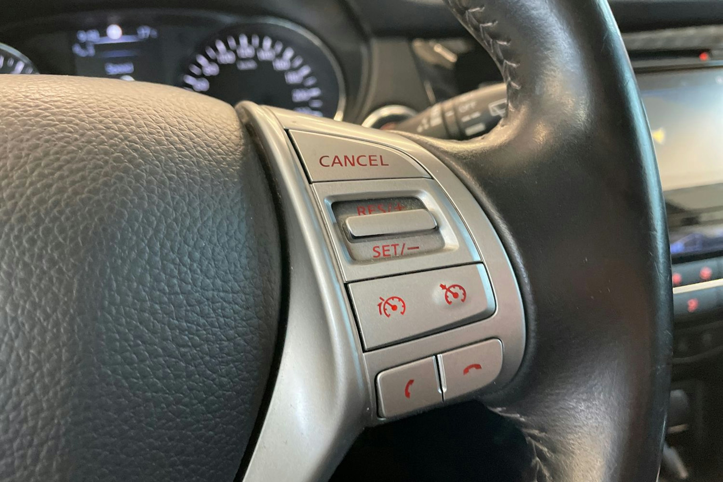 harmaa Nissan Qashqai 2015 kuva 15.