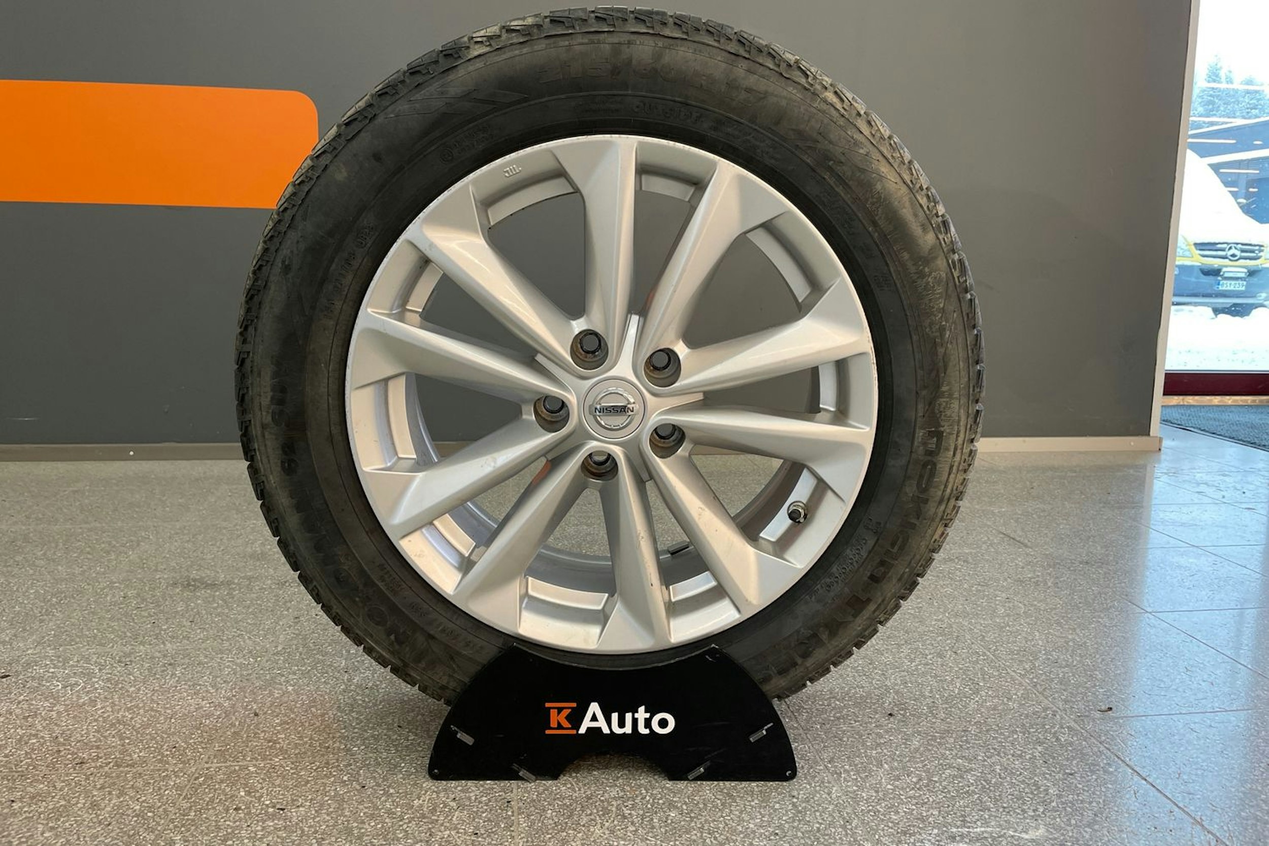 harmaa Nissan Qashqai 2015 kuva 23.