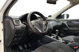 valkoinen Nissan Qashqai 2015 kuva 6.