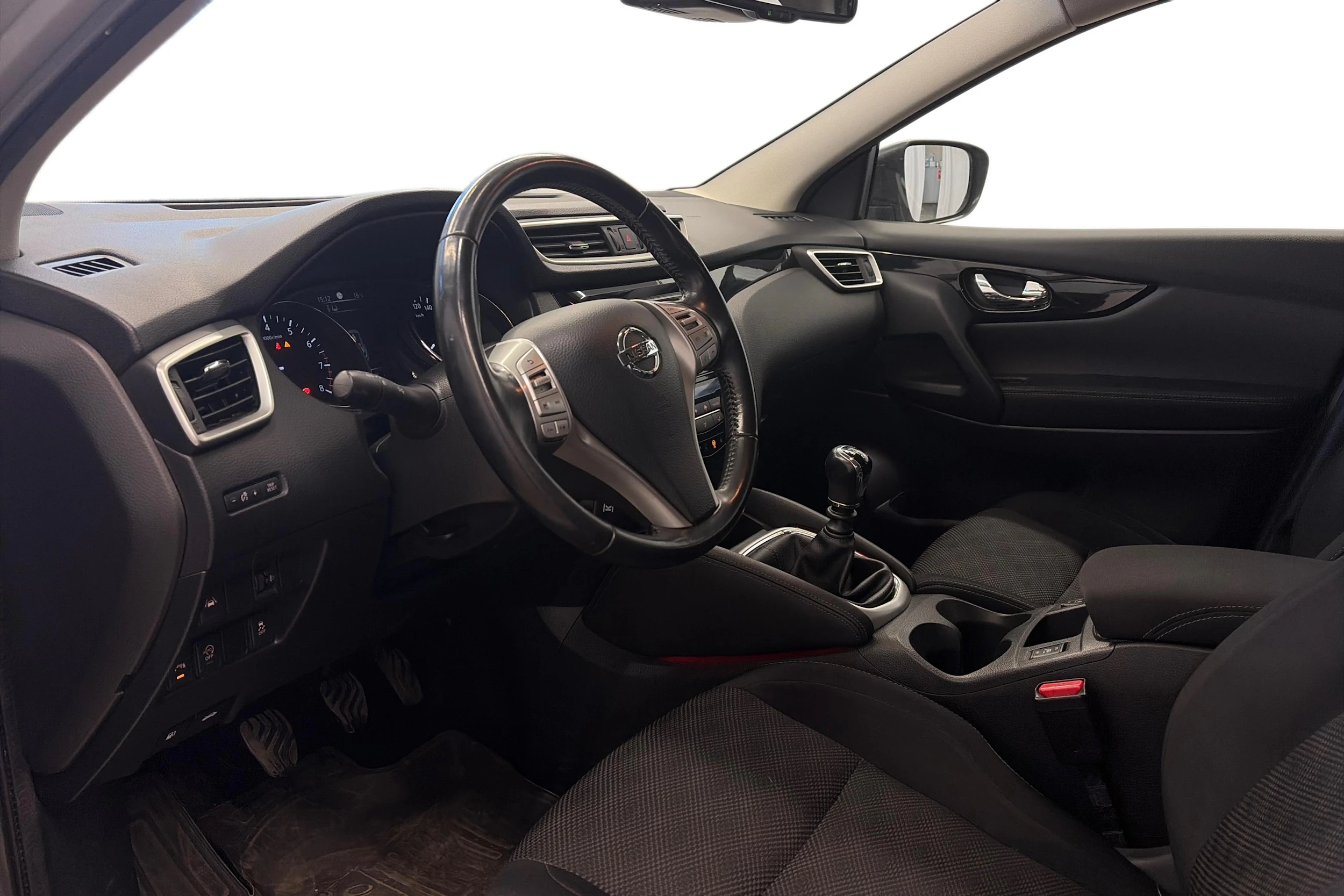 met. hopea Nissan Qashqai 2015 kuva 6.