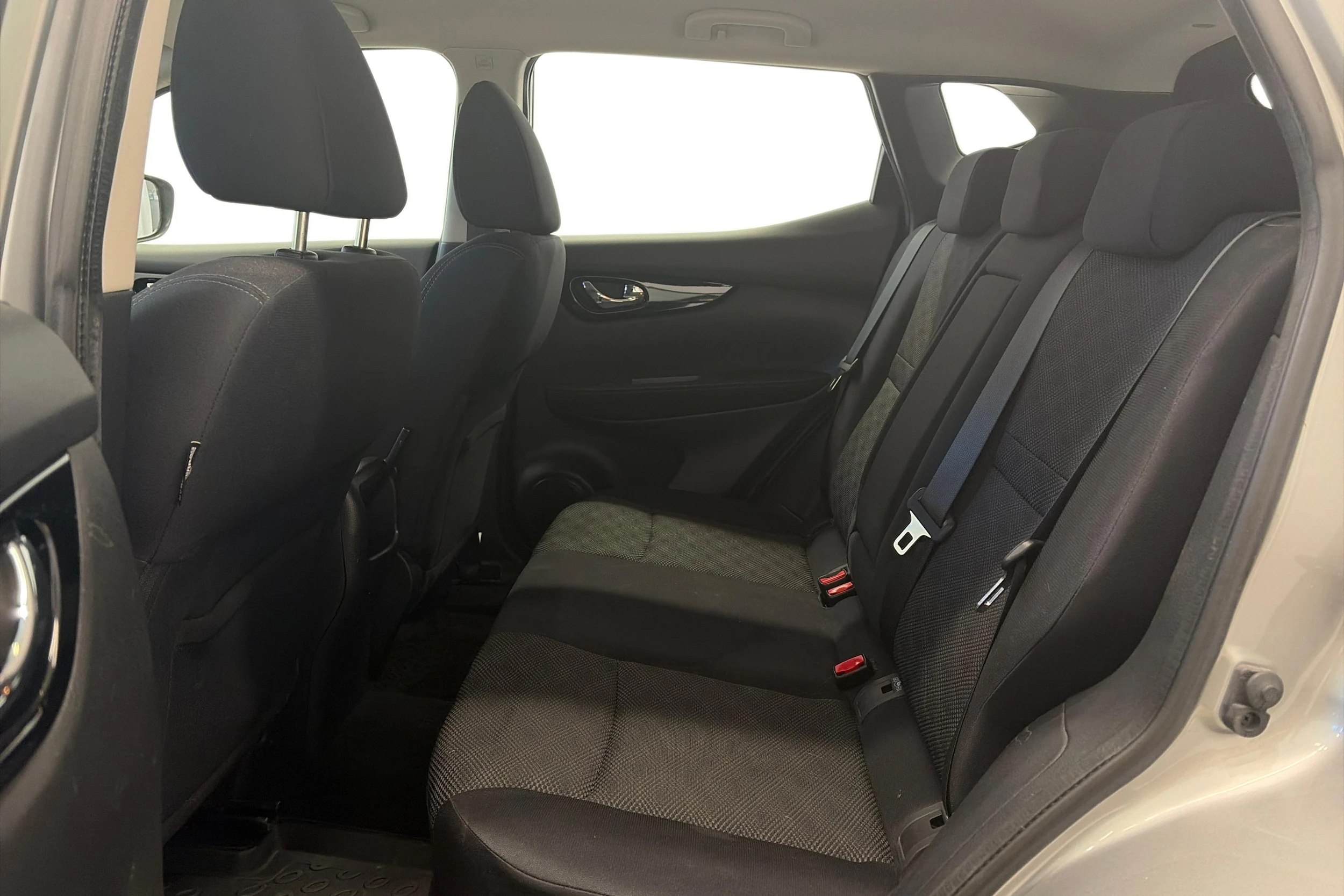 met. hopea Nissan Qashqai 2015 kuva 8.