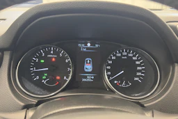 met. hopea Nissan Qashqai 2015 kuva 11.