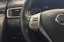 met. hopea Nissan Qashqai 2015 kuva 12.