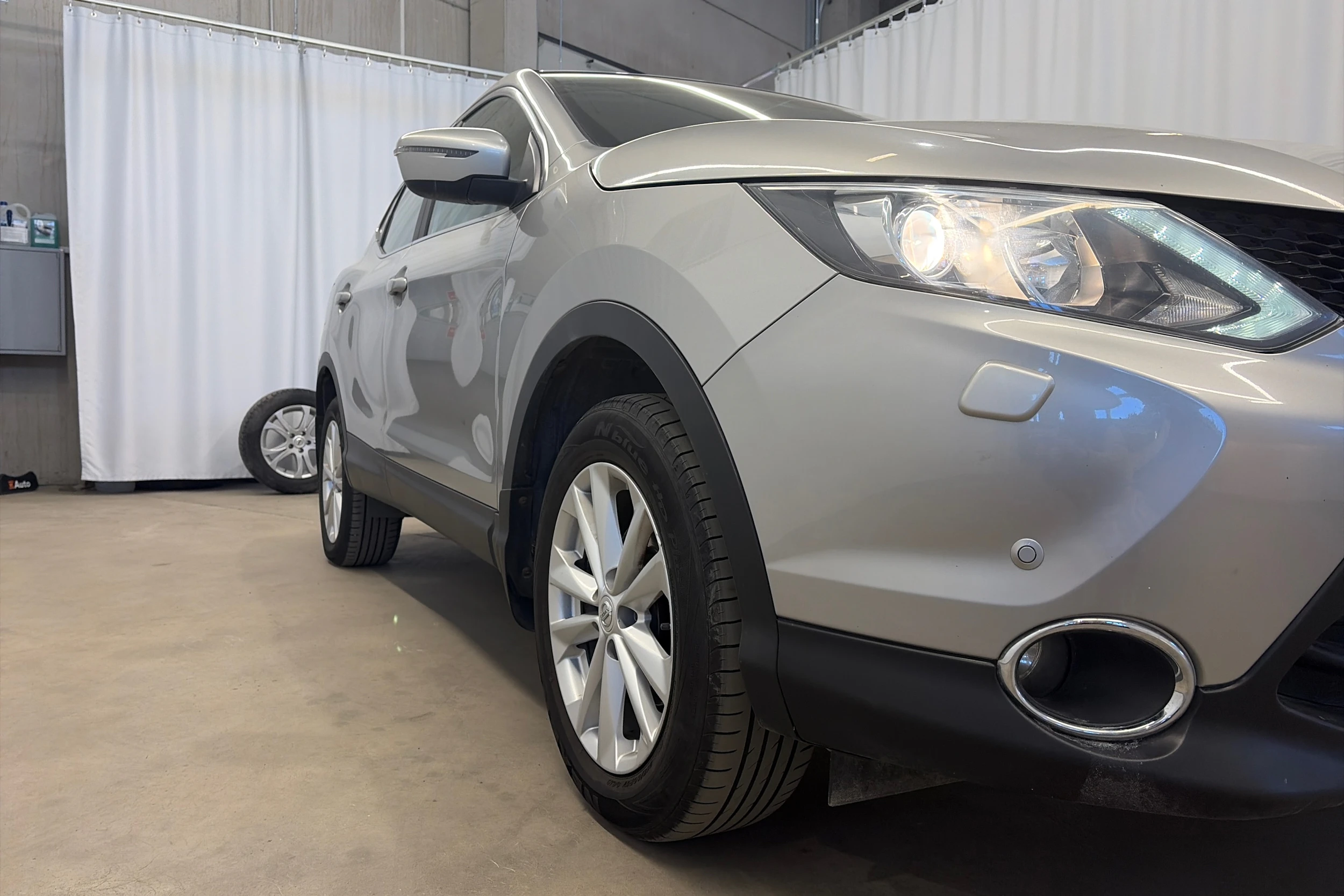 met. hopea Nissan Qashqai 2015 kuva 22.