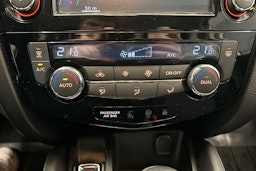 valkoinen Nissan Qashqai 2016 kuva 15.