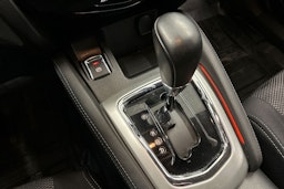 valkoinen Nissan Qashqai 2016 kuva 16.