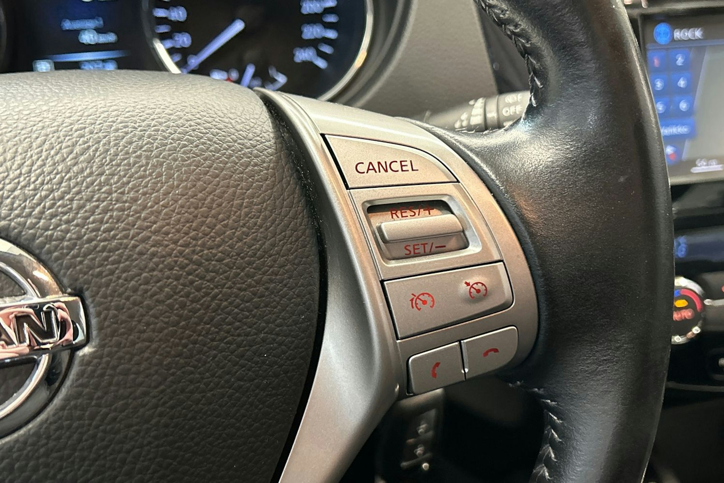 valkoinen Nissan Qashqai 2016 kuva 18.