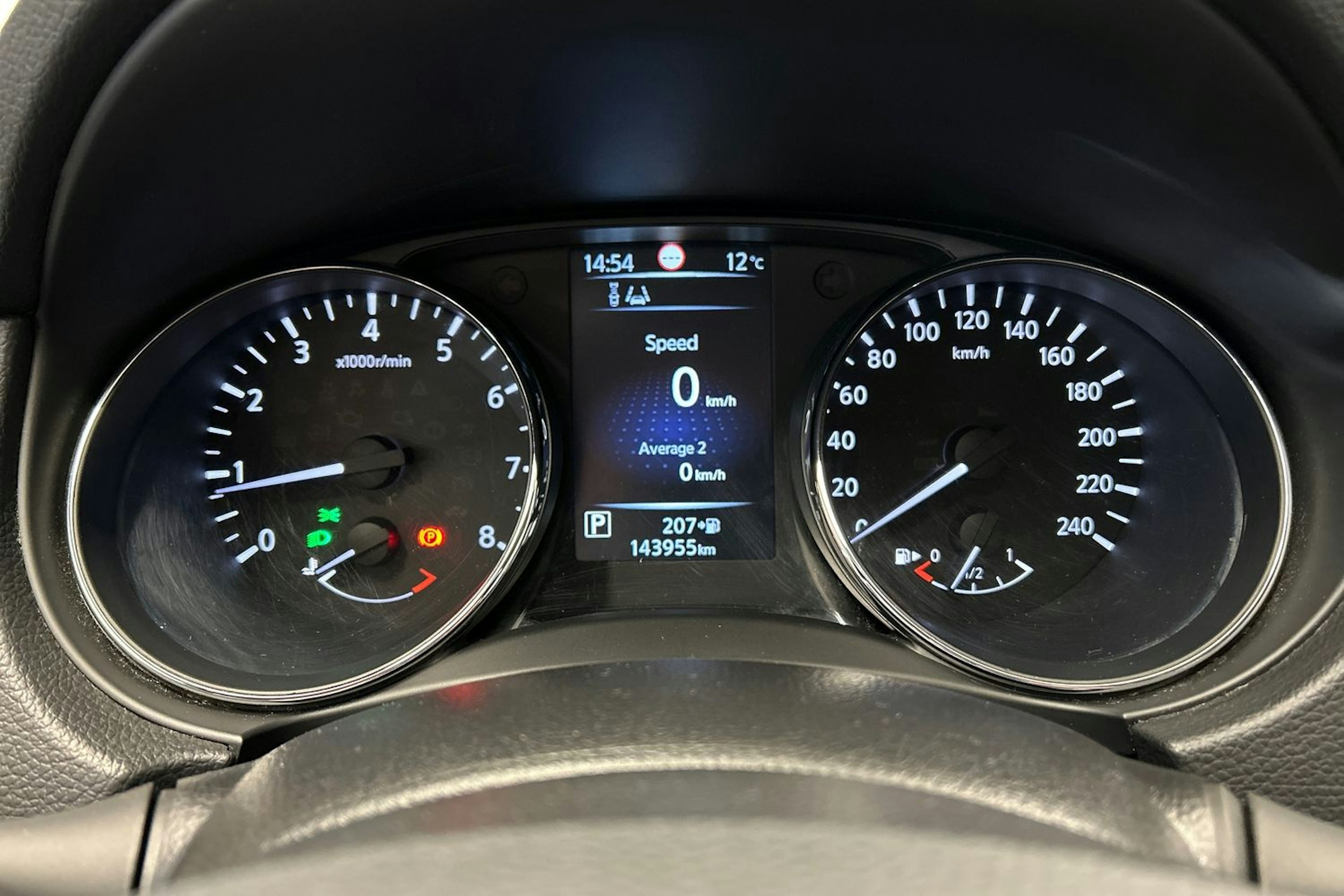 valkoinen Nissan Qashqai 2016 kuva 19.