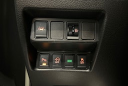 valkoinen Nissan Qashqai 2016 kuva 20.