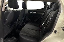 valkoinen Nissan Qashqai 2016 kuva 10.