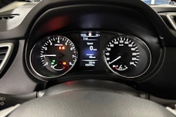 valkoinen Nissan Qashqai 2016 kuva 17.