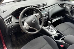 punainen Nissan Qashqai 2016 kuva 3.